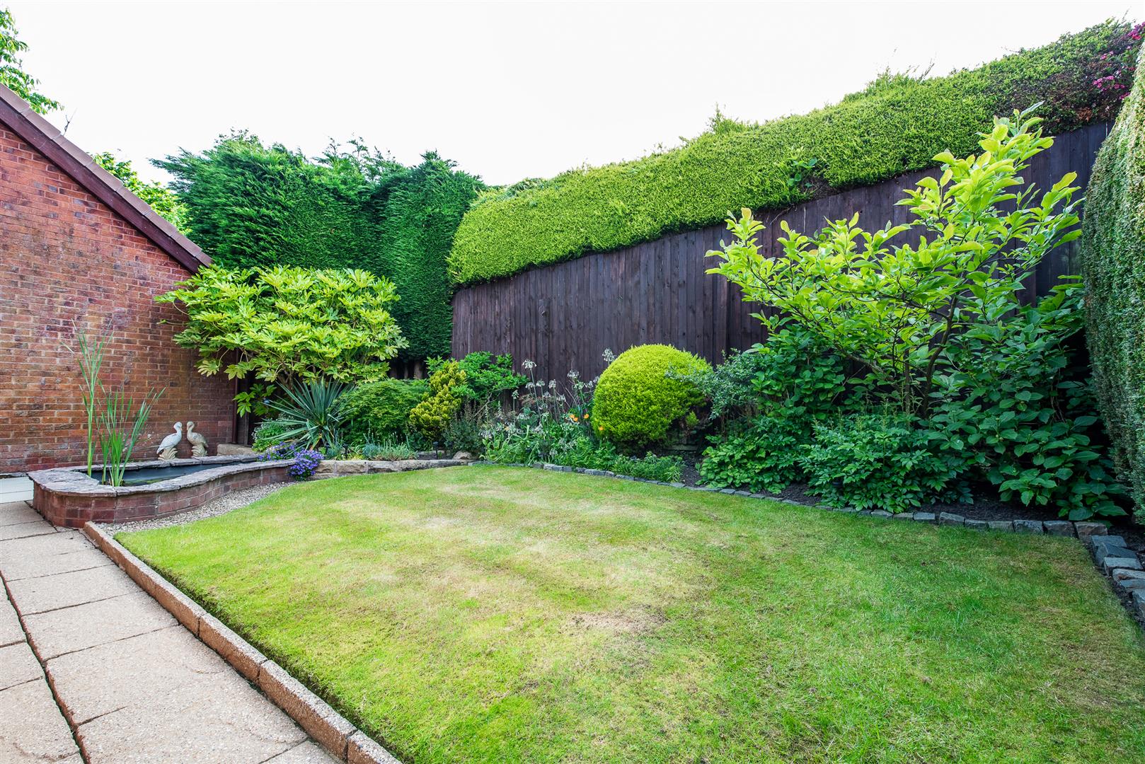 3 bed property in Sycamore Close, Preston